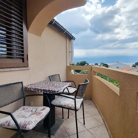 Apartment In Mit Eigenem Balkon - B59637 *
